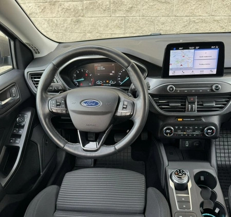 Ford Focus cena 62900 przebieg: 176000, rok produkcji 2019 z Radomsko małe 631